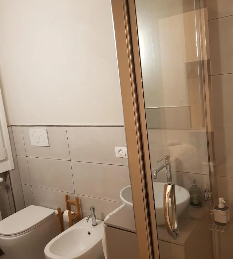Nyx Lilura Foresteria Lombarda Bed & Breakfast Seriate 0*,  Italy